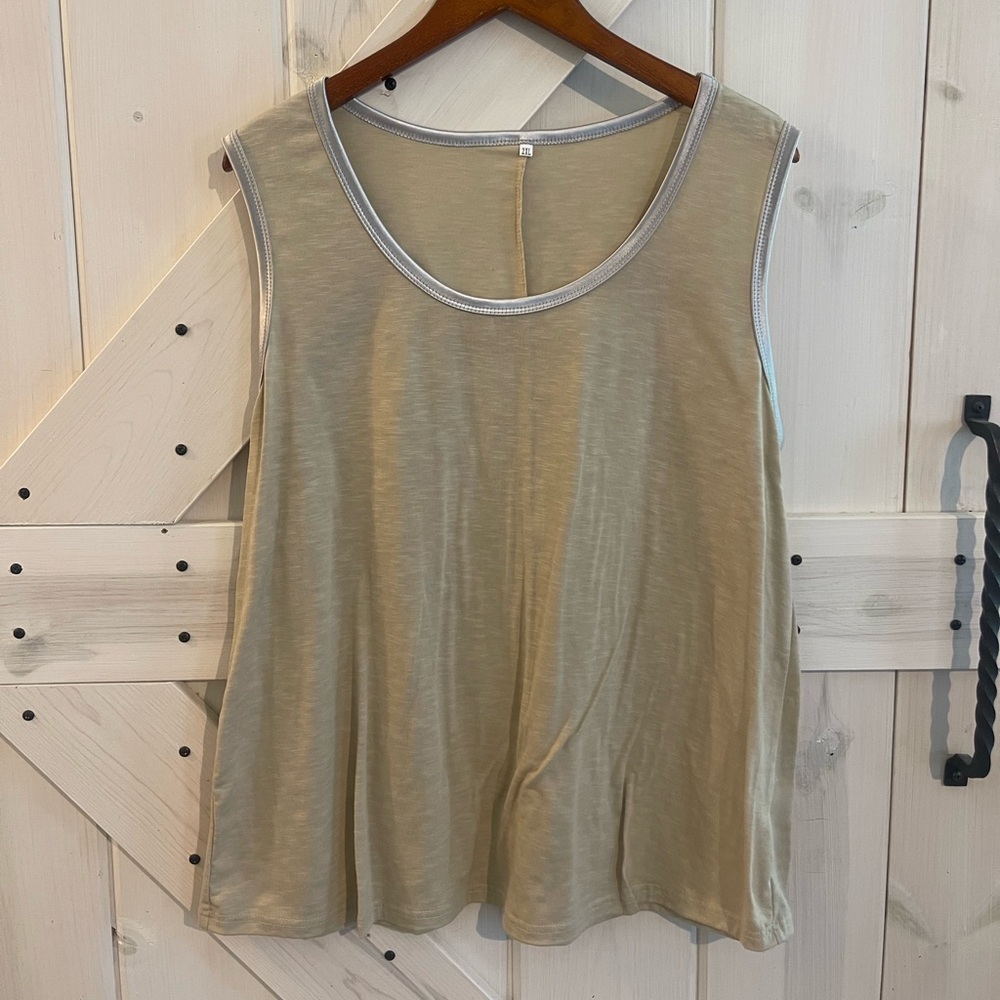 Women’s tank